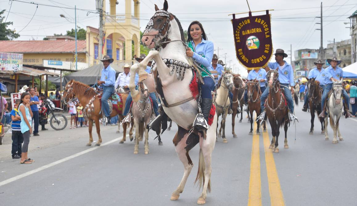 celebra con nosotros nuestras festividades en guayaquil