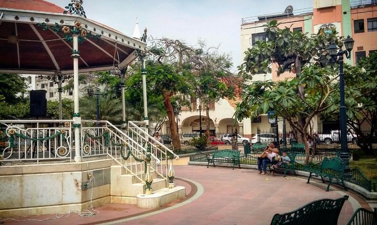 Parque Central o Vicente Amador Flor