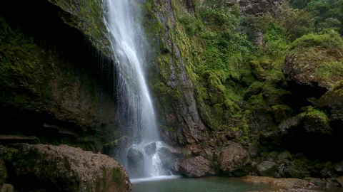 Cascada de Girón