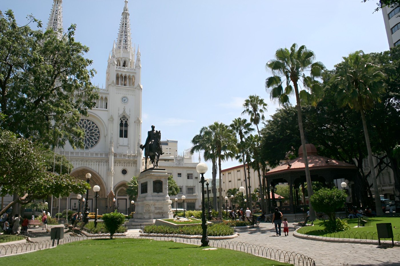 quedate encantado con las maravilla que tiene para ofrecer el parque seminario guayaquil