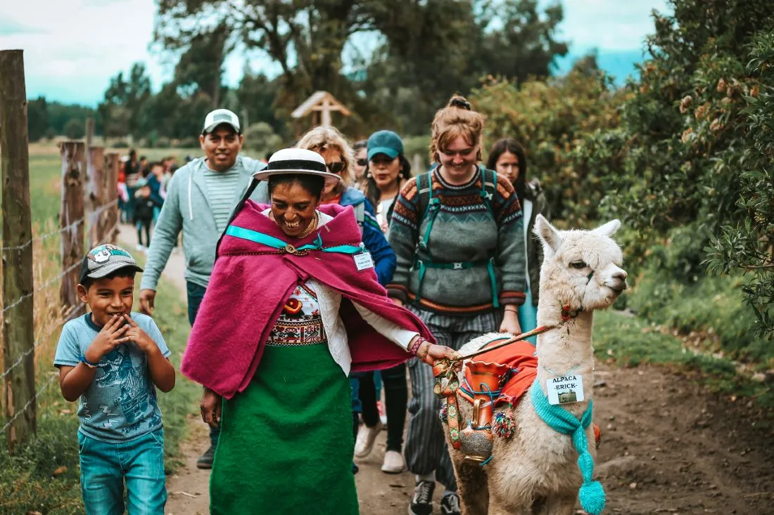 Haz turismo comunitario en Ecuador